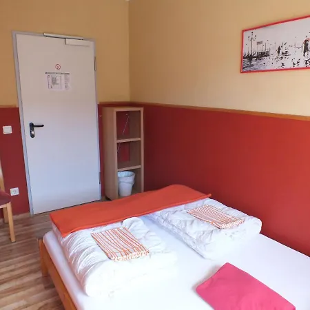 Hostal Max